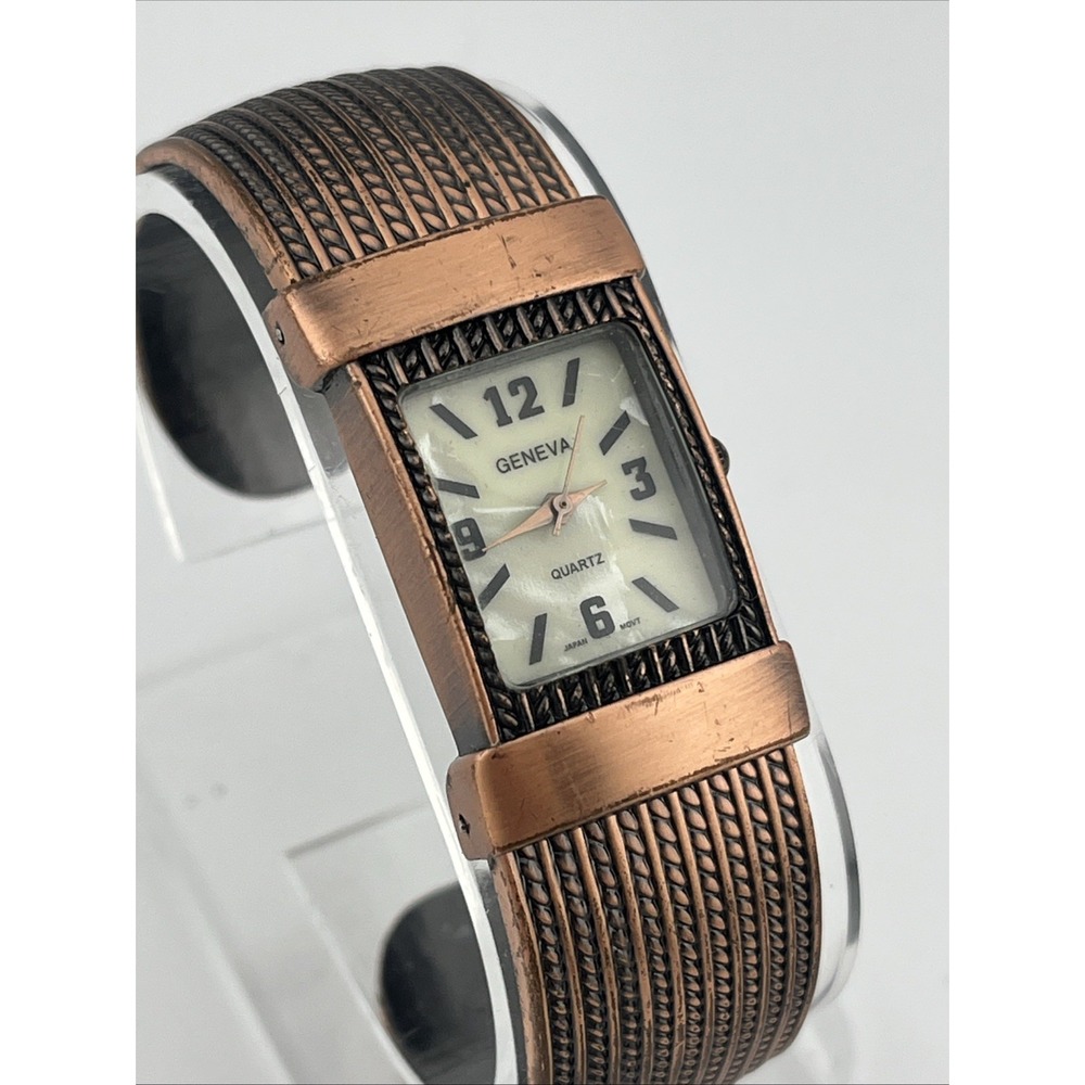 Geneva‎ Watch Women 20mm Bronze Bangle Band Hinge Pearl Dial- New Battery